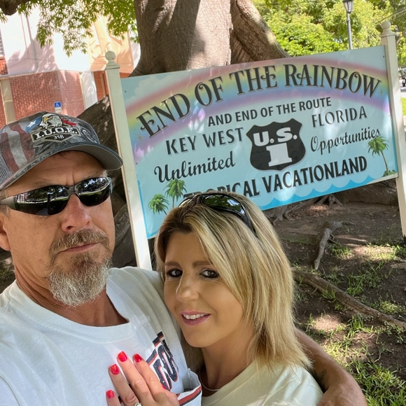 Meet your Posher, Casey - Picture 4 of 4